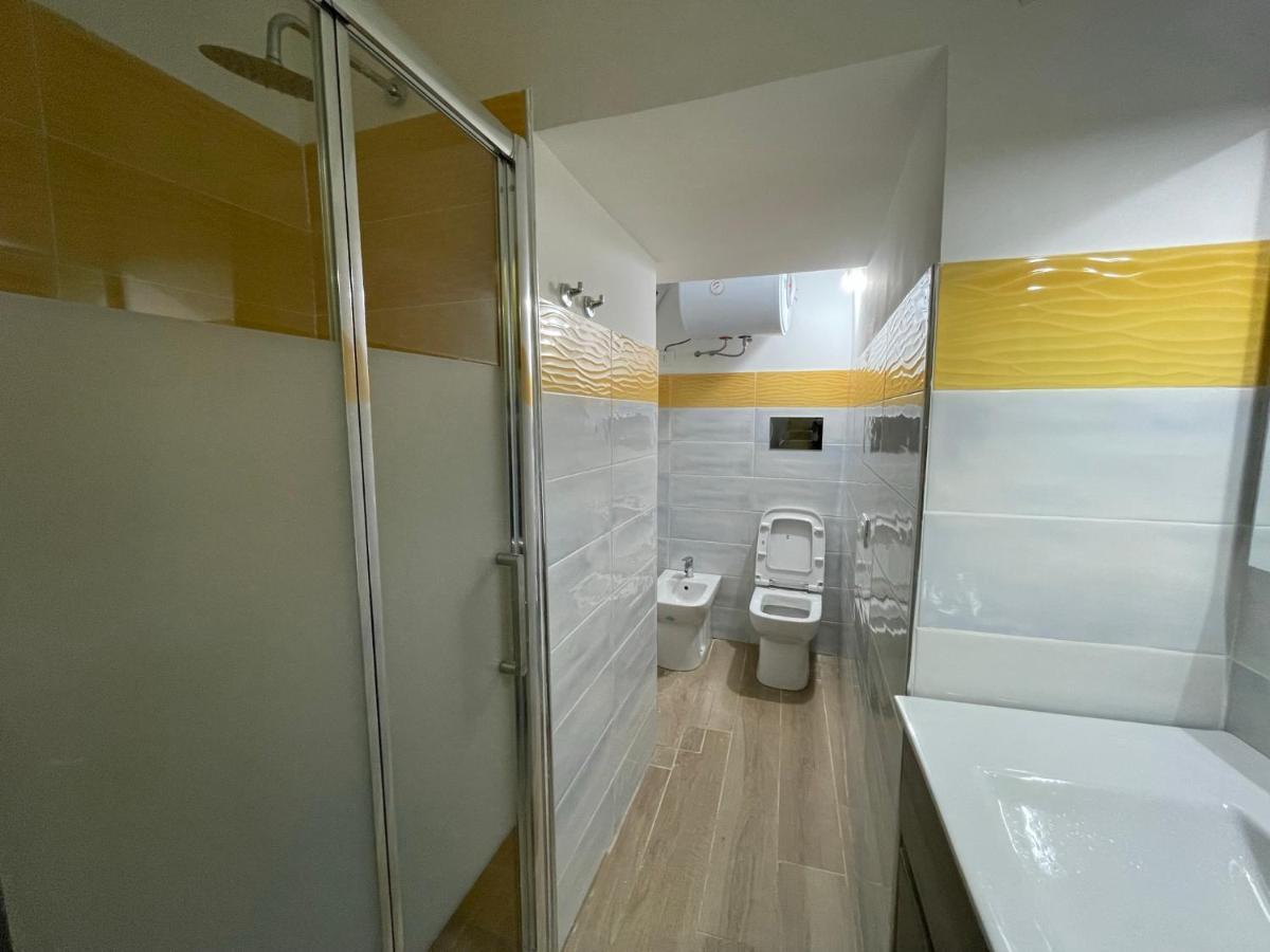 Yes I Know My Room - Mini Room Martiri 那不勒斯 外观 照片
