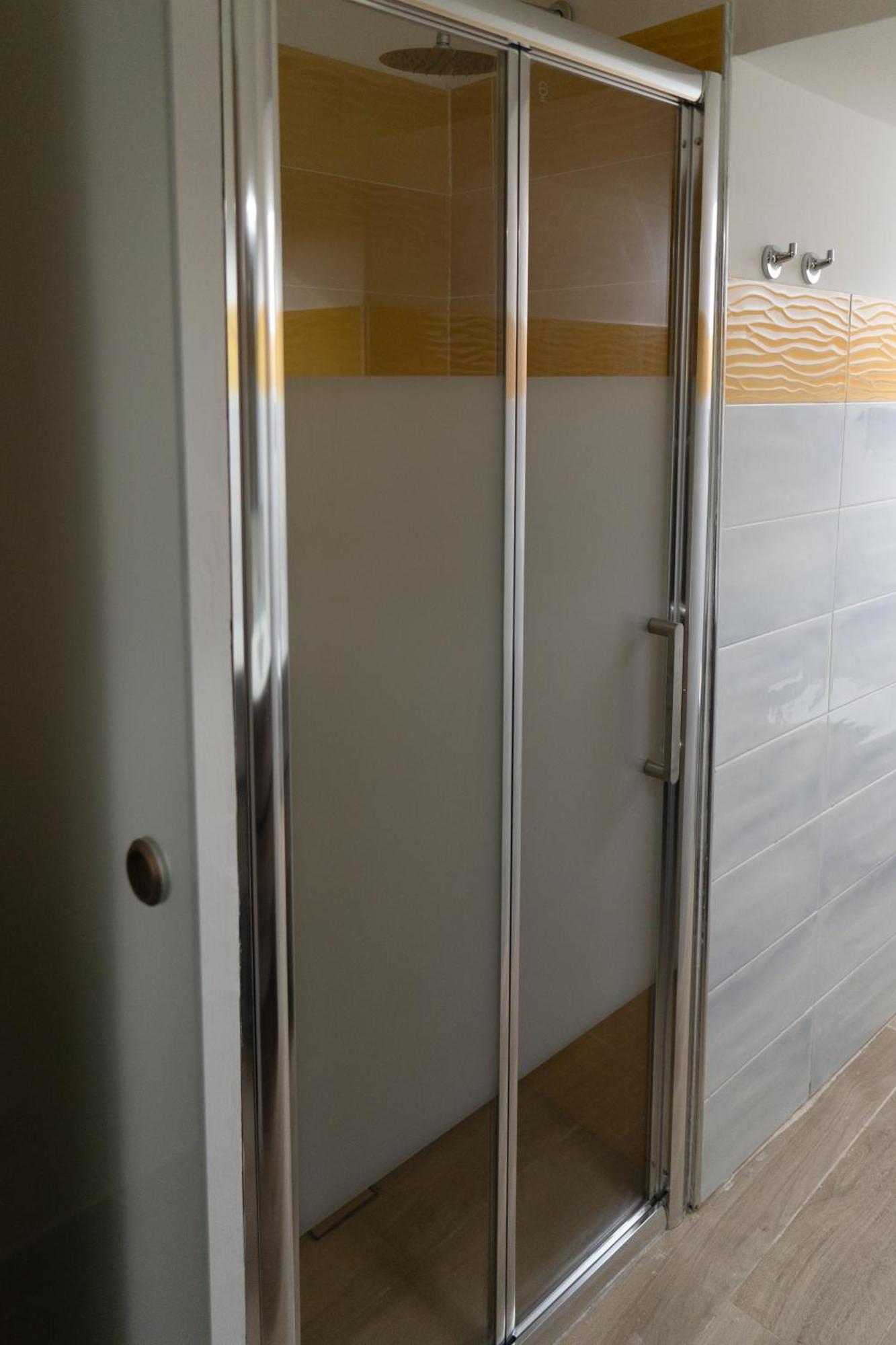 Yes I Know My Room - Mini Room Martiri 那不勒斯 外观 照片